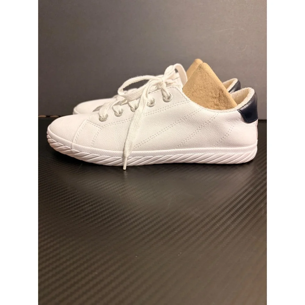 Tommy Bahama Womens White Leather Lace Up Sneakers Navy Heel S976 Size 9